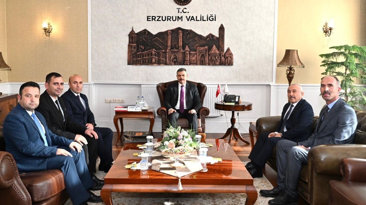 Milli Eğitim Müdürlerinden Erzurum Valisi Çiftçi’ye Ziyaret