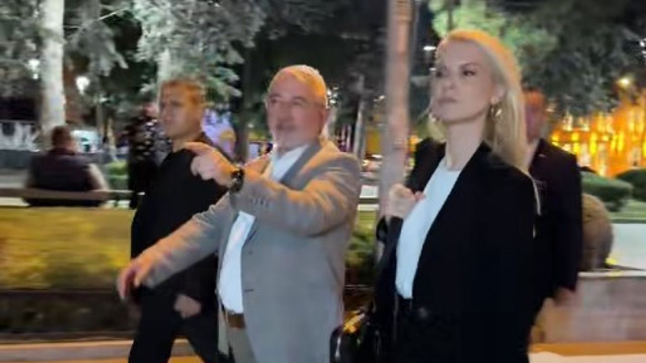 Başkan Aşgın İle Şehri Gezen Ünlü Programcı Pelin Çift, Çorum’a Hayran Kaldı