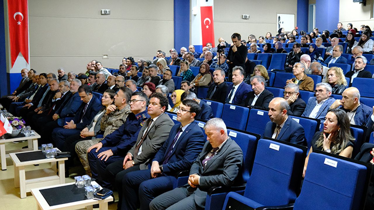 Çorum'da "Öğretmen Akademileri" Başladı