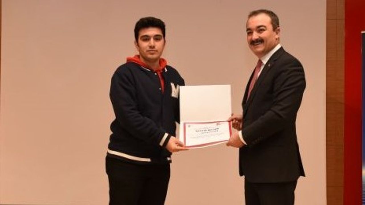 Çorumlu Diyetisyen Afşar, ÜNİDES Desteği Almaya Devam Ediyor