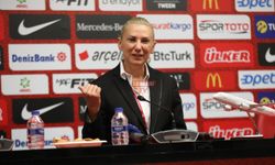 Teknik Direktör Kıragası: "Bugün Kadın Futbolu Adına Bir Tarih Yazıldı"