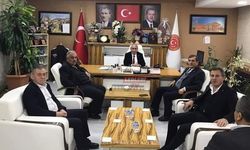 Başkanlardan Mehmet Bektaş’a Nezaket Ziyareti