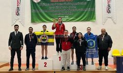 Masa Tenisi Şampiyonasında Derece Alanlar Ödüllerini Aldı