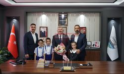 Gelgör, Başkanlığı Çocuklara Emanet Etti