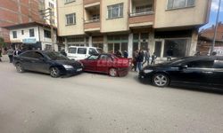 Dört Araç Birbirine Girdi