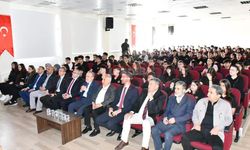 Öğrencilere "Vatan Millet Aşkına" Konulu Konferans Düzenlendi