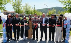 Başkan Gelgör, 15 Temmuz Şehitleri Anadolu Lisesi’nin Yıl Sonu Sergisine Katıldı