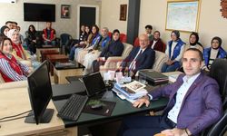 Çorum Gençlik Merkezi Gönüllü Gençleri Kaymakam Polat’ı Ziyaret Etti
