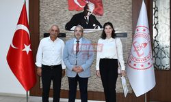 Milli Eğitim Müdürü Çağlar’a Kitap Hediye Ettiler