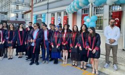15 Temmuz Şehitleri Fen Lisesi'nde Mezuniyet Sevinci