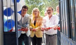 Kaymakam Nayman ve Başkan Aylar Sergi Açtı