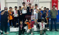 Bayatlı Sporcular Bilek Güreşinde 18 Madalya Kazandı