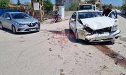 İki Otomobil Çarpıştı: 7 Yaralı
