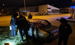 Otomobilden Hırsızlık Yaparken Suçüstü Yakalandı