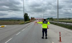 Otobüsle Yolculuk Edenlere Emniyet Kemerinin Önemi Anlatıldı