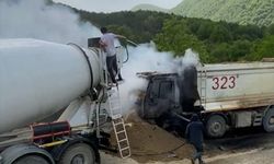 Alev Alan Hafriyat Kamyonu Kullanılamaz Hale Geldi