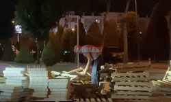 Belediyeye Ait Paletleri Çalarken Kameralara Yakalandı
