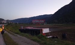 Uyuyan Şoför Tırı Devirdi