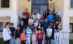 “Mutlu Çocuklar Mutlu Yarınlar”