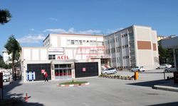Çorum'da Soluk Borusu’na Şekerleme Kaçan Çocuk Hastanede Vefat Etti