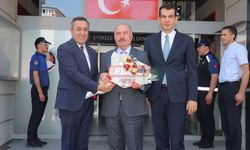 Çorum Valisi Çalgan'dan Hacdan Dönen Sungurlu Belediye Başkanı Dere'ye Ziyaret