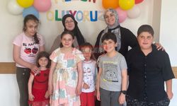 Özel Öğrencilerin Mezuniyet Sevinci