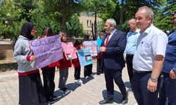 Danişmend Gazi İmam Hatip Ortaokulu’nda Gazze Yararına Kermes Düzenlendi