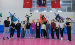 Üniversitenin Koridorlarına Renk Geldi