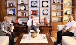 Vali Çalgan Şehit Babasını Ağırladı