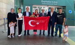 Avrupa İkincisi Sporcumuz Özdenur Özmez’e Coşkulu Karşılama