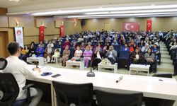 “Aile Bağlarının Önemi ve Sıla-Rahim” Konulu Söyleşi Düzenlendi