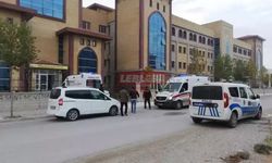 Okulda Camdan Atlayan Kız Hayatını Kaybetti