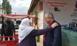 Başkan Ünlü Sebze Pazarında İncelemelerde Bulundu