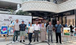 Başkan Aylar Ve Eşinden “Geleceğe Nefes” Resim Sergisine Tam Not
