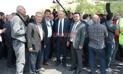 Yapılan Her Hayırlı Hizmetin Temsilcisiyiz