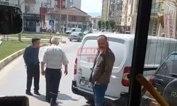 Hatalı Park Trafiği Kilitledi, Vatandaş İsyan Etti