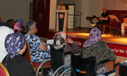 Huzurevi Sakinleri Babalar Gününü Dolu Dolu Geçirdi
