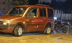 Otomobil ile Motosiklet Çarpıştı Bir Kişi Yaralandı