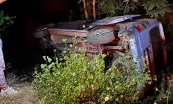 Araç Şarampole Devrildi, Sürücü Kazayı Şans Eseri Atlattı