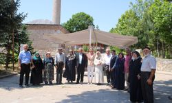 Kaymakam Nayman, 45 Yıl Ve Üzeri Evli Çiftlerle Bir Araya Geldi