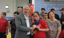 Şampiyona Coşkulu Karşılama