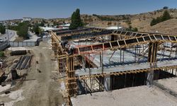 Sungurlu Yukarı Sanayi Sitesi Toplu İş Yerleri İnşaatı Hızla Yükseliyor