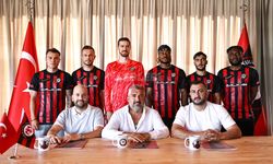 Arca Çorum FK, 6 Futbolcuyla Sözleşme İmzaladı
