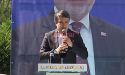 Belediye Sunucusunun Aklındaki Diline Mi Vurdu?