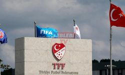 Türk Futbolunda Devrim: Hakemler Bakın Nasıl Maça Çıkacak!
