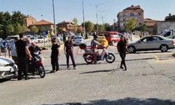 Otomobile Çarpmamak İçin Kendi Canını Hiçe Saydı