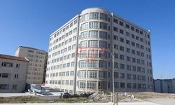 Ahlatcı: Eski Hastane Yıkılıp Yeniden Yapılacak