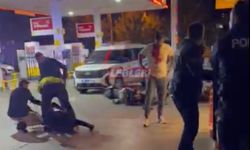 Benzinlikte Sopalar Havada Uçuştu