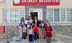 Başkan İsbir, Öğrencilerin İsteklerini Geri Çevirmedi