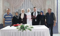 Bakan Göktaş, Aile Ve Gençlik Fonu Desteğiyle Evlenen Çiftin Nikah Törenine Katıldı